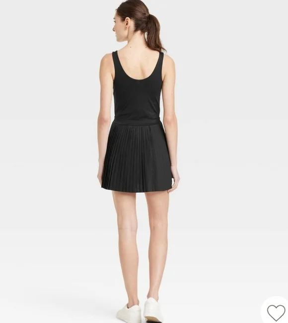 NWT All In Motion Pleated Active Dress Black Small - Picture 2 of 4
